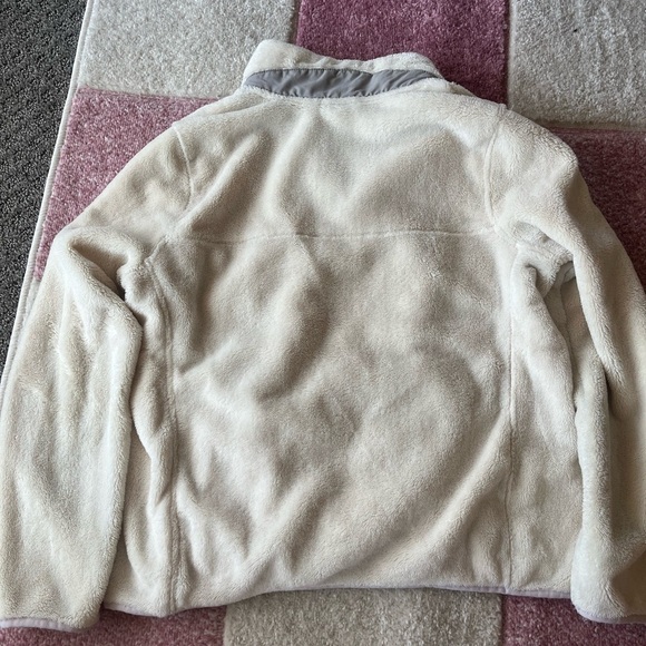 L.L. Bean Cream and Gray Teddy Jacket with Stand-Up Collar - Picture 5 of 5